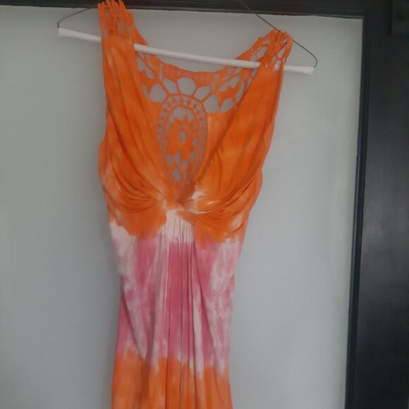 Sky top - Picture 1 of 2